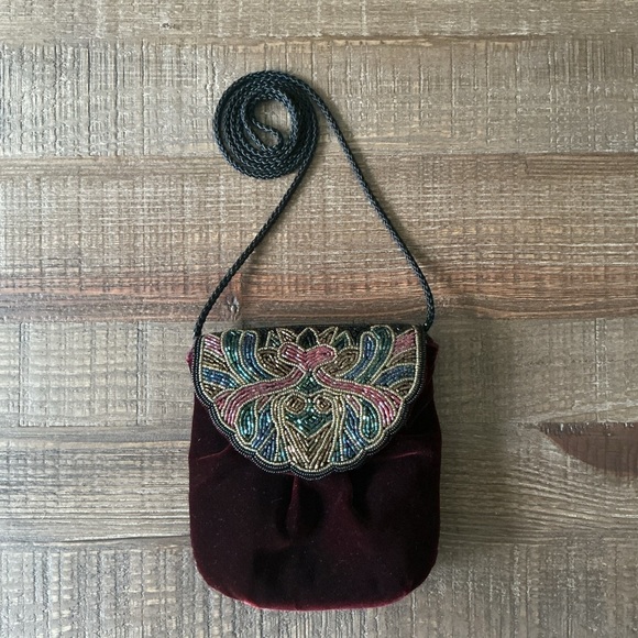 Fortina Handbags - Fortina Vintage Embroidered Velvet Crossbody Bag